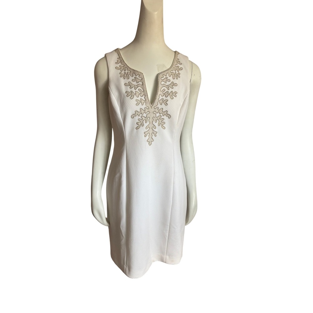 Pappagallo White Textured Pique Gold Embroidered V-Neck Shift Dress Size 6